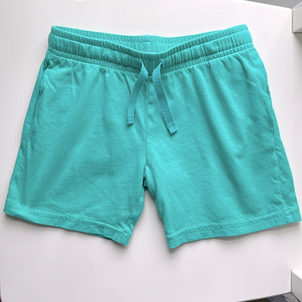 H&M kid’s cotton jersey shorts, adjustable waist green size 4-5 runs smaller